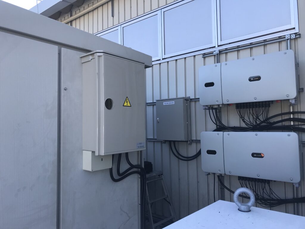 工場屋根上等の案件４