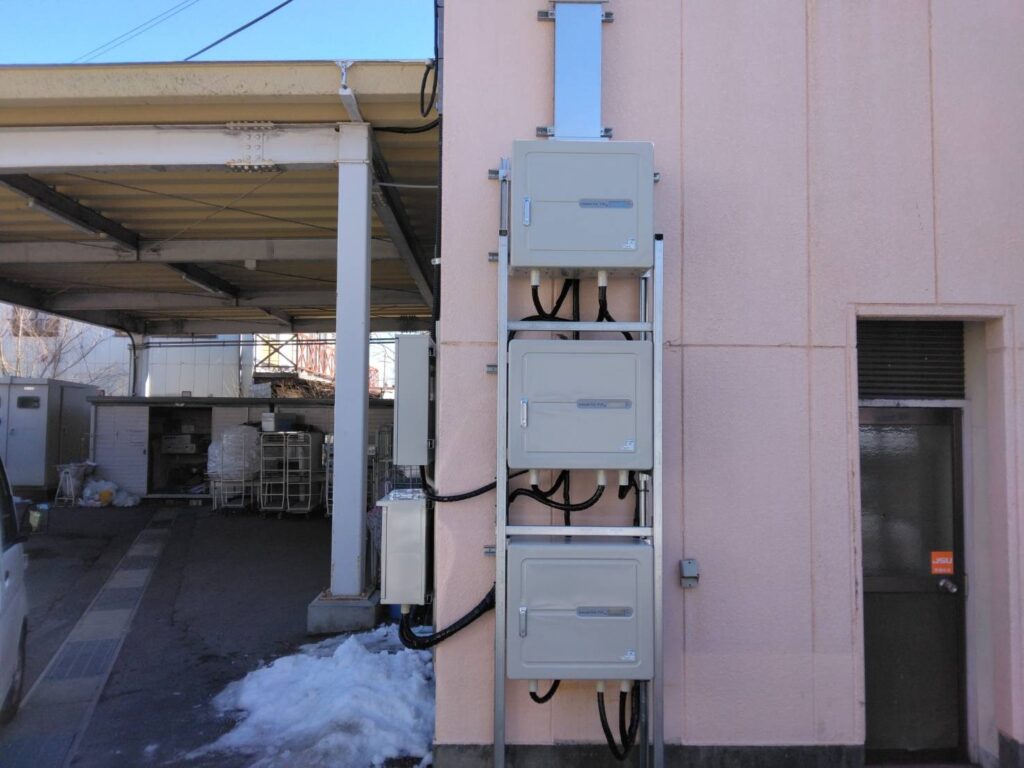 工場屋根上等の案件５